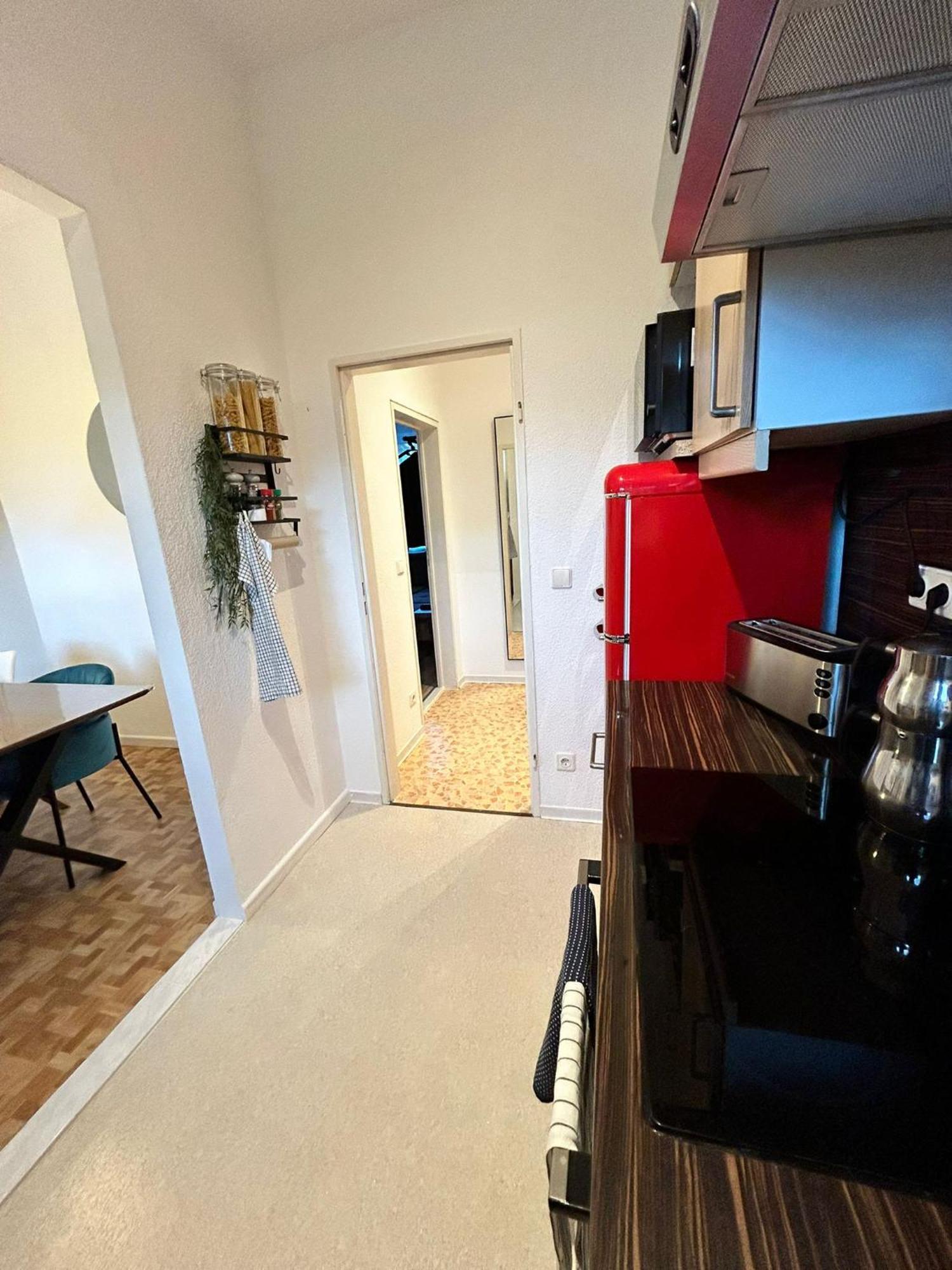 Duplex Apartment Ullstein- 4 Bedrooms, 2 Bathrooms, Living Room, 2 Parking Spaces, Boxspringbeds, Family & Business Apartment! Βερολίνο Εξωτερικό φωτογραφία