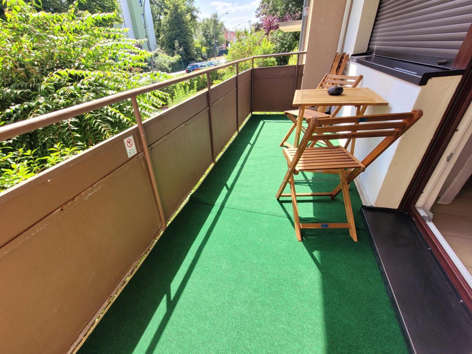 Duplex Apartment Ullstein- 4 Bedrooms, 2 Bathrooms, Living Room, 2 Parking Spaces, Boxspringbeds, Family & Business Apartment! Βερολίνο Εξωτερικό φωτογραφία