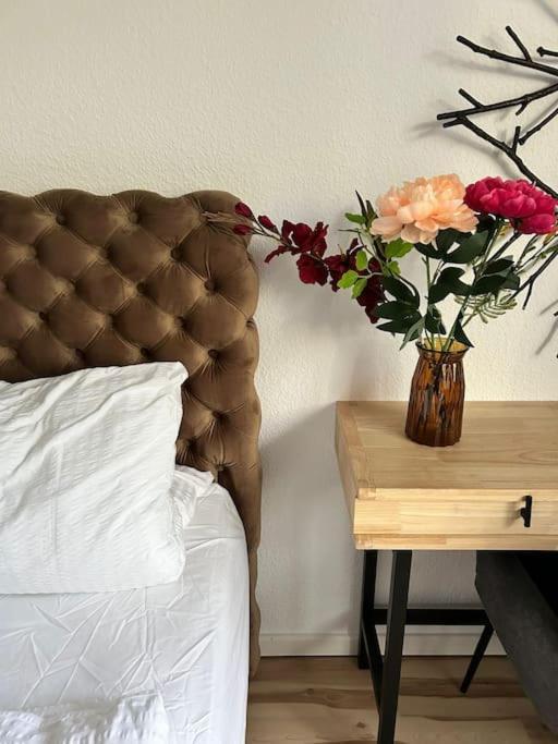 Duplex Apartment Ullstein- 4 Bedrooms, 2 Bathrooms, Living Room, 2 Parking Spaces, Boxspringbeds, Family & Business Apartment! Βερολίνο Εξωτερικό φωτογραφία